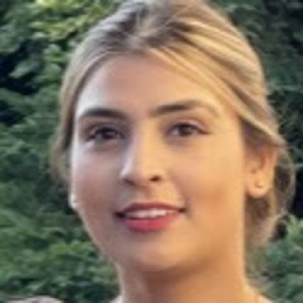 Meet your Posher, Shrina